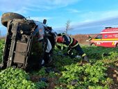 UPDATE Grav accident de circulație la ieșire din Husasău de Tinca. O persoană a murit