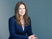 Cine este femeia care conduce cel mai mare producător integrat de energie din sud-estul Europei şi care are cel mai (…)