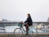 Japonia suspendă aproape 900 de permise auto pentru şoferi prinşi băuţi… pe bicicletă