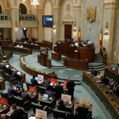 Scandal în Parlament, la Ora Guvernului, unde ministra Mediului a fost chemată să dea explicații după criza apei de (…)