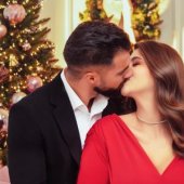 Iancu Sterp și Denisa Coțolan au devenit părinți. Primele imagini cu bebelușul: „S-o născut flămând ca tată-său”