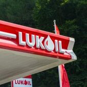 Hellenic Petroleum intră în cursa pentru achiziționarea celor 300 de benzinării și a infrastructurii Lukoil din (…)