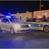 Teleorman. O tânără de 25 de ani a fost înjunghiată de soțul ei în plină stradă în fața copilulului lor de 3 ani. (…)