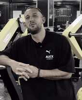 El este instructorul de fitness care a murit din cauza unei diete extreme! S-a stins în somn, la doar 30 de ani