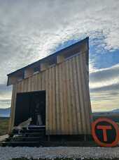 ​Cazarea de sub 10 euro a ajuns în România şi nu este la cort. Pe Via Transilvanica vor fi instalate mici cazări (…)