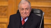 Ion Iliescu rămâne internat la Terapie Intensivă: medicii i-au depistat o tumoră la plămâni