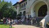 Ce se întâmplă cu Muzeul Geologic, aflat în vecinătatea guvernului? Banii de salarii ajung până la 1 iulie