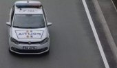 Şofer din Slatina, urmărit în trafic şi scos cu forța din maşină. A refuzat să oprească la semnalul agenţilor