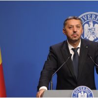 Ministrul Educației, mesaj pentru elevi și studenți după scăderea burselor: „Dacă aș fi în locul lor, și eu aș (…)