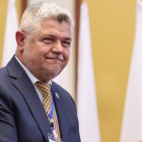 Apare un nou grup parlamentar format din foști membri ai SOS, POT și AUR. Se numește „Pace – Întâi România”