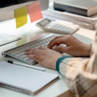 Angajați puși ilegal în funcții în șase companii de stat. Ministrul Radu Miruță: „Superiorul își punea inferiorul (…)