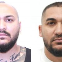 Manelistul Dani Mocanu și fratele său, dați în urmărire după ce nu au fost găsiți acasă de polițiști. Cei doi sunt (…)