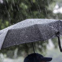 ANM: Ploile se extind în toate regiunile țării până la finalul săptămânii. Ninsori preconizate în nordul Moldovei