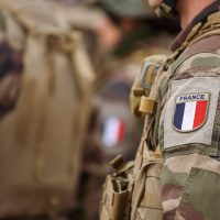 Franța introduce serviciul militar voluntar. Se pot înscrie tinerii între 18 și 25 de ani | AUDIO