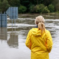 Constanța: Primăriile mobilizează voluntari pentru a proteja cursurile de apă și gospodăriile de efectele ciclonului (…)