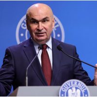 A fost adoptată ordonanța de urgență care prevede tăierea sporului de condiții vătămătoare în cazul angajaților la stat