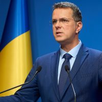 Presa internațională reacționează la demisia ministrului Apărării, Ionuț Moșteanu. Le Figaro notează că decizia a (…)