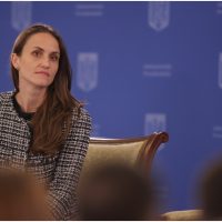 Oana Țoiu, despre prezența foștilor premieri români Adrian Năstase și Viorica Dăncilă la parada militară organizată (…)