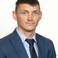 Paul Ciprian Pintea, senator neafiliat, prins din nou la volan fără permis. Polițiștii l-au urmărit în trafic pentru (…)