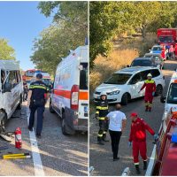 Botoșani: Trei oameni au murit în urma unui grav accident rutier între un autocar și o mașină. Un rănit, preluat de (…)