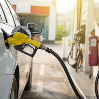 Criză de benzină în Rusia după atacurile ucrainene asupra rafinăriilor: Șoferii stau la cozi de kilometri | AUDIO