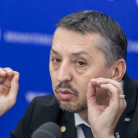 Profesorii nu vor fi afectați de limitarea cumulului pensiei cu salariul, promite Daniel David: „Profesorii (…)