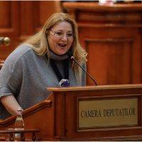 Grupul de senatori de la SOS România a fost desființat. Conducerea partidului a dat afară trei membri | AUDIO