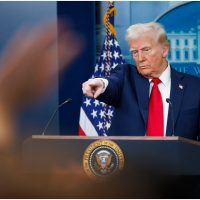 Donald Trump impune taxe vamale de 30% de la 1 august pentru produsele importate din statele UE și Mexic | (…)