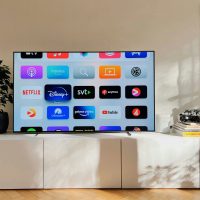 5 motive pentru care să investești într-un televizor Smart (P)