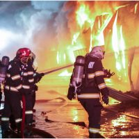 Aer irespirabil în sudul Capitalei, în urma incendiului din zona complexului comercial Dragonul Roșu. Valorile (…)