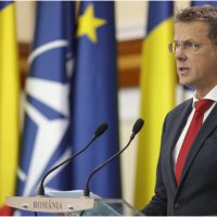 Ionuț Moșteanu a demisionat din funcția de ministru al Apărării: „Fac acest gest cu asumare și respect față de (…)