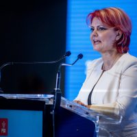 Lia Olguța Vasilescu: „PSD va trebui să decidă. Suntem și noi ascultați, rămânem la guvernare. Suntem puși doar în (…)