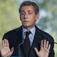 Fostul preşedinte francez Nicolas Sarkozy, condamnat la cinci ani închisoare în dosarul privind finanțările libiene