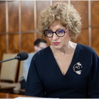 Vicepremierul Oana Gheorghiu, asupru criticat de magistrați după afirmațiile privind pensiile speciale ale (…)