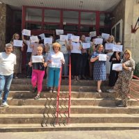 Protest al sindicaliștilor de la casele de pensii față de măsurile anunţate de Guvern