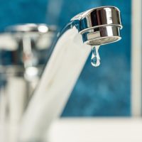 Prahova: Elevii de 13 localități vor face cursuri online în această săptămână, din cauza crizei apei potabile în (…)