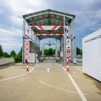 Lansatoare de rachete și arme de foc, descoperite într-un camion la Vama Albița. Transportul ar fi trebuit să ajungă (…)