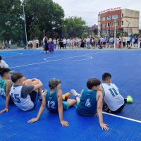 Asociații civice din Constanța au reușit să construiască în doar patru luni cinci terenuri de sport în curtea (…)
