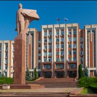 Locuitorii din regiunea separatistă Transnistria a Republicii Moldova își votează astăzi deputații și șefii de (…)
