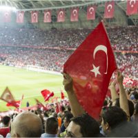 Scandal în fotbalul din Turcia. Aproape 150 de arbitri au fost suspendați după ce au pariat pe meciuri | AUDIO