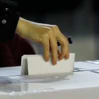 Mai multe persoane au încercat să voteze în Capitală, deși nu au aveau domiciliul în București. La Buzău, Poliția (…)