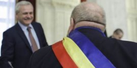 Pensii speciale pentru aleși