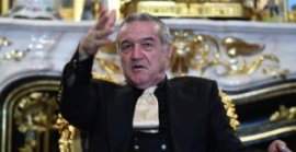 Gigi Becali, sfătuit să transfere patru jucători la FCSB. Posturile care trebuie acoperite: „O să coste”