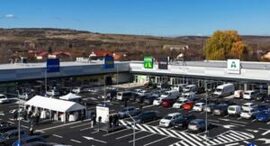 Investiţia de 7 milioane de euro a lui Gică Popescu! Centrul comercial a fost inaugurat