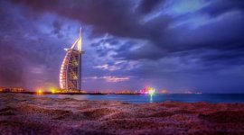 Celebrul hotel Burj al-Arab, în flăcări. Incident și pe Aeroportul Internațional Dubai: 4 persoane rănite / video