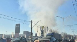 Incendiu uriaș în Sectorul 6: Degajări masive de fum pe Bulevardul Iuliu Maniu