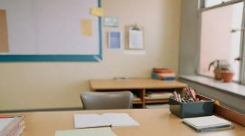 Limba română: Ce înseamnă cuvântul „tergiversare”