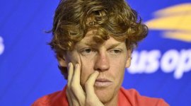 Sinner, eliminat în semifinala Australian Open de Djokovic