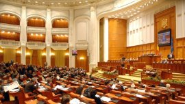 Avalanșă de partide noi: aproape trei în fiecare lună, pe fondul deziluziei față de politicienii vechi