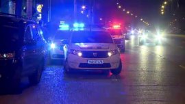 O șoferiță a murit pe o stradă din Ploiești. A intrat în două mașini parcate